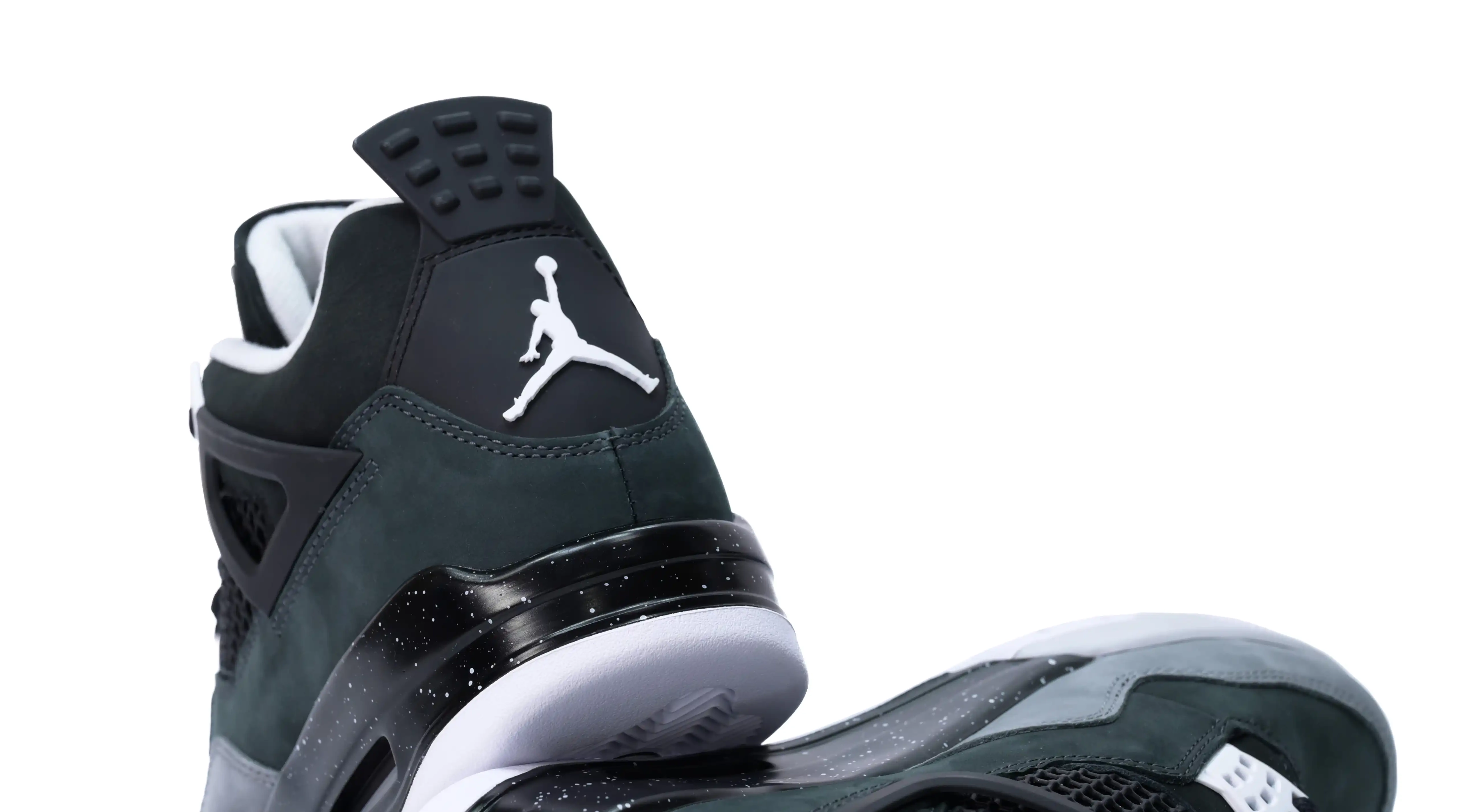 Air Jordan 4